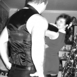 Пара МЖ ищет девушку с пышными формами для секса в Туле Пара МЖ ищет девушку с пышными формами для секса в Туле