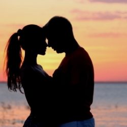Пара ищет девушку в Туле для секса втроем